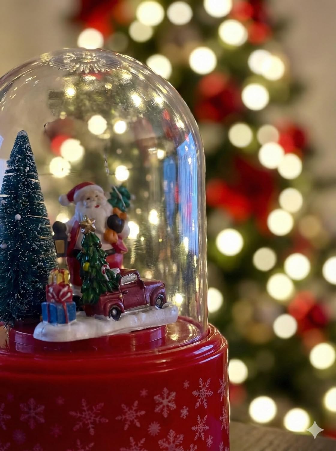 Christmas Santa Snow Globe with Red Vintage Truck, Glass Dome Holiday Decoration, Festive Snowflake Base, Winter Scene with Christmas Tree, Home Decor